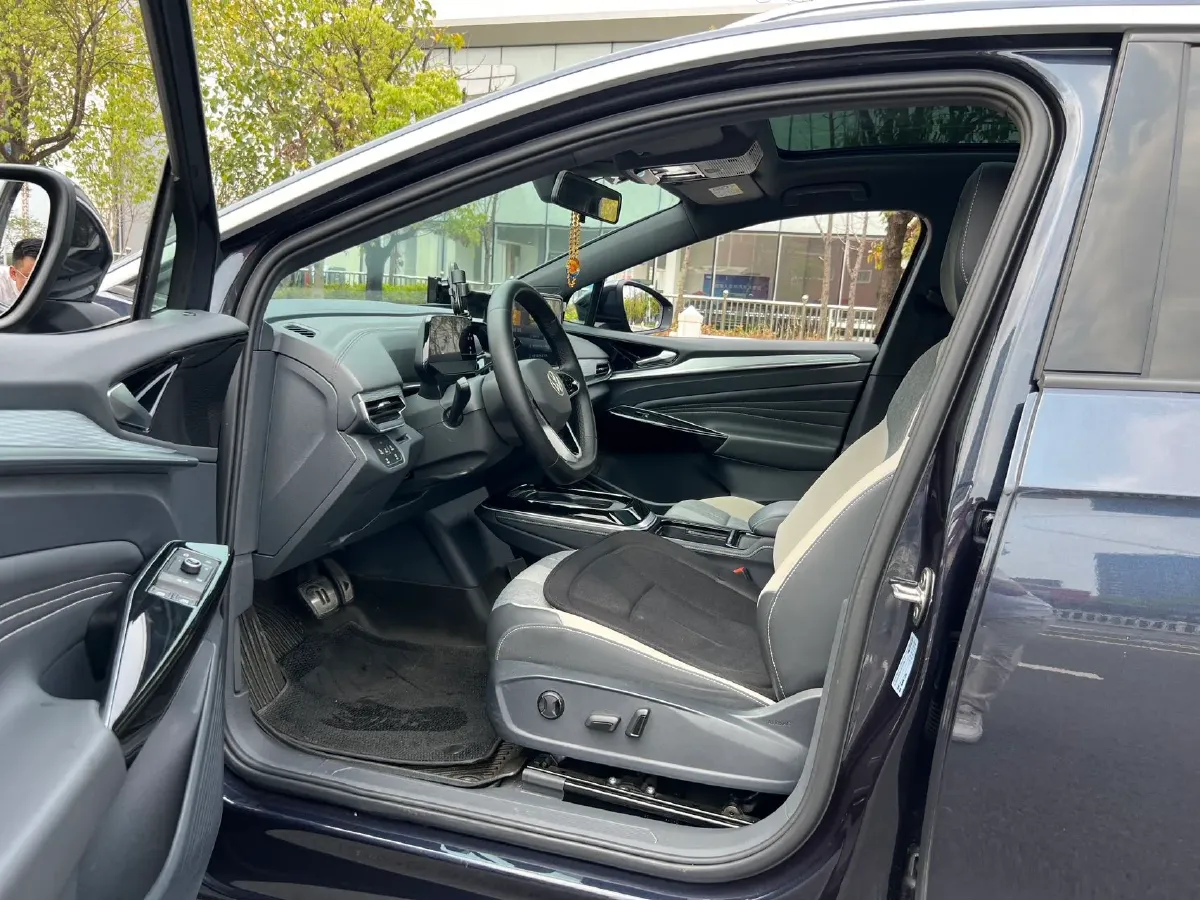 2024 Volkswagen ID.4 Crozz BEV 55.7KWH,autocango,china used car exporter,china ev exporter,chinese used car exporter,chinese used ev exporter