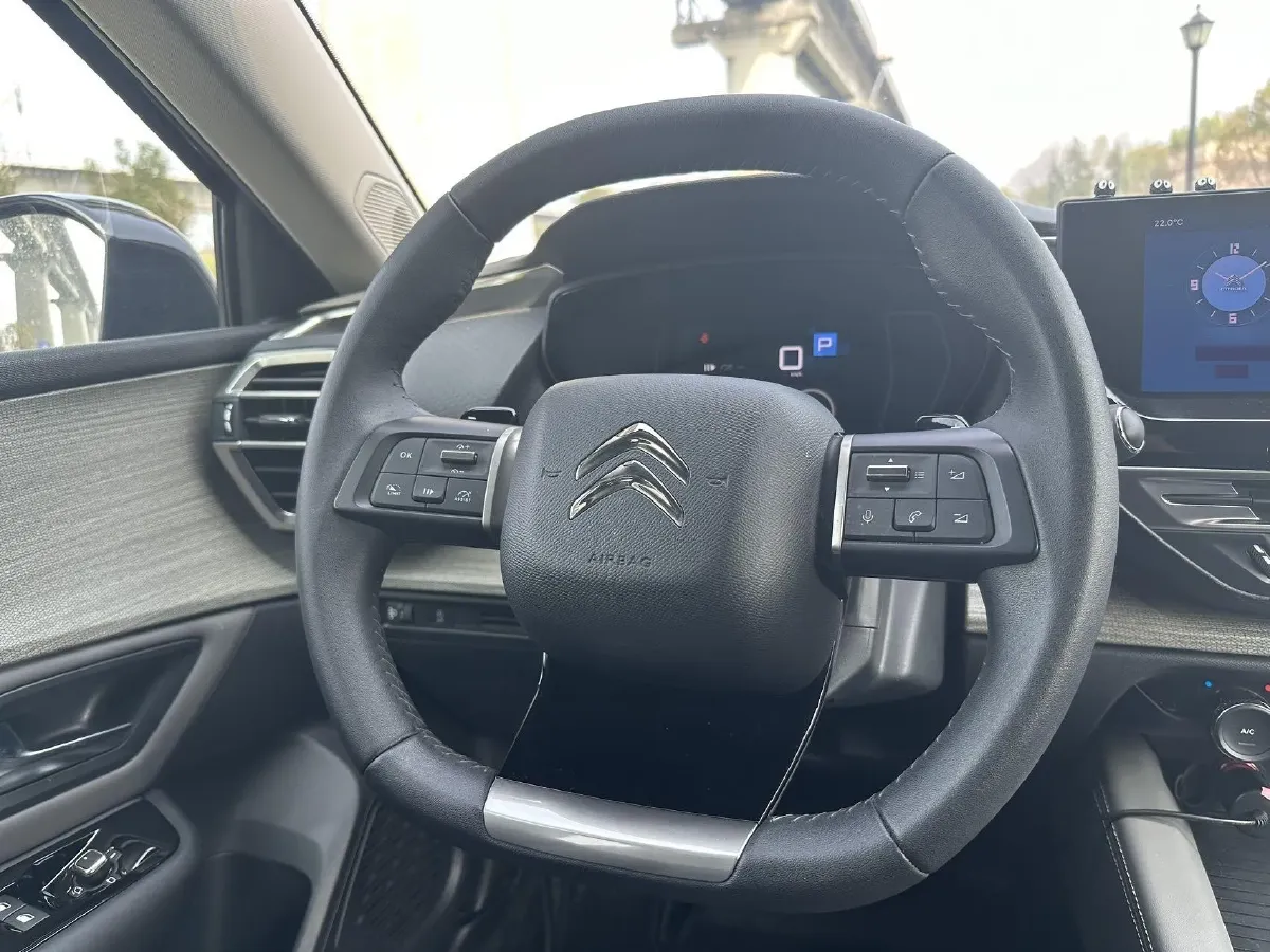 2023 Citroen C5 X 1.6T 175HP L4 8AT,autocango,china used car exporter,china ev exporter,chinese used car exporter,chinese used ev exporter