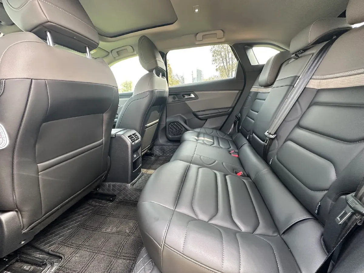 2023 Citroen C5 X 1.6T 175HP L4 8AT,autocango,china used car exporter,china ev exporter,chinese used car exporter,chinese used ev exporter