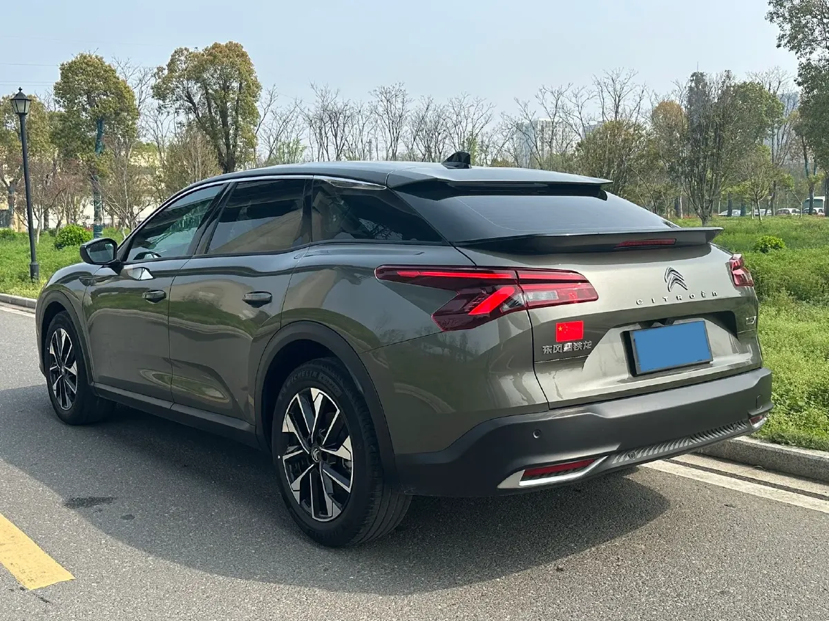 2023 Citroen C5 X 1.6T 175HP L4 8AT,autocango,china used car exporter,china ev exporter,chinese used car exporter,chinese used ev exporter