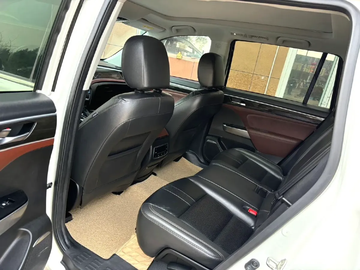 2017 GAC Trumpchi GS8 2.0T 201HP L4 6AT,autocango,china used car exporter,china ev exporter,chinese used car exporter,chinese used ev exporter