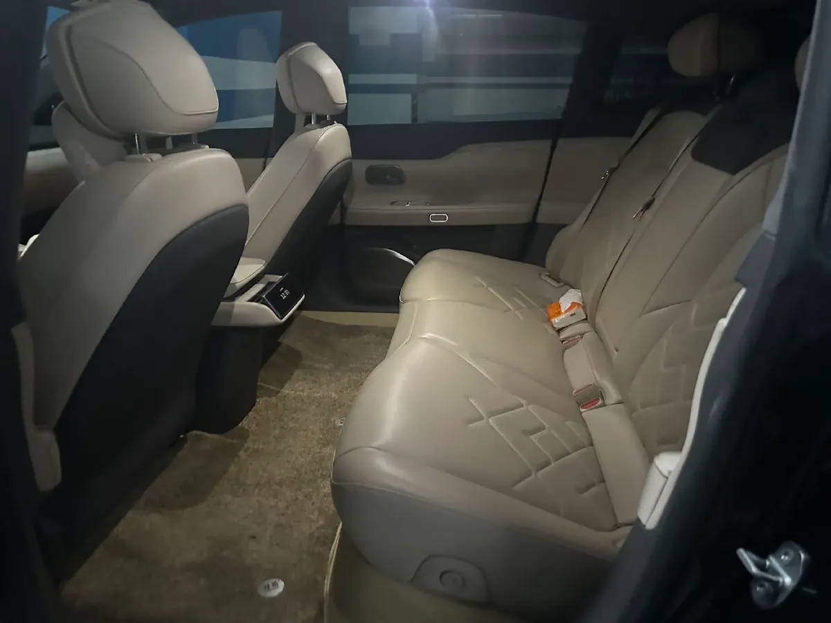 2021 Volkswagen ID.6 Crozz BEV 84.8KWH,autocango,china used car exporter,china ev exporter,chinese used car exporter,chinese used ev exporter