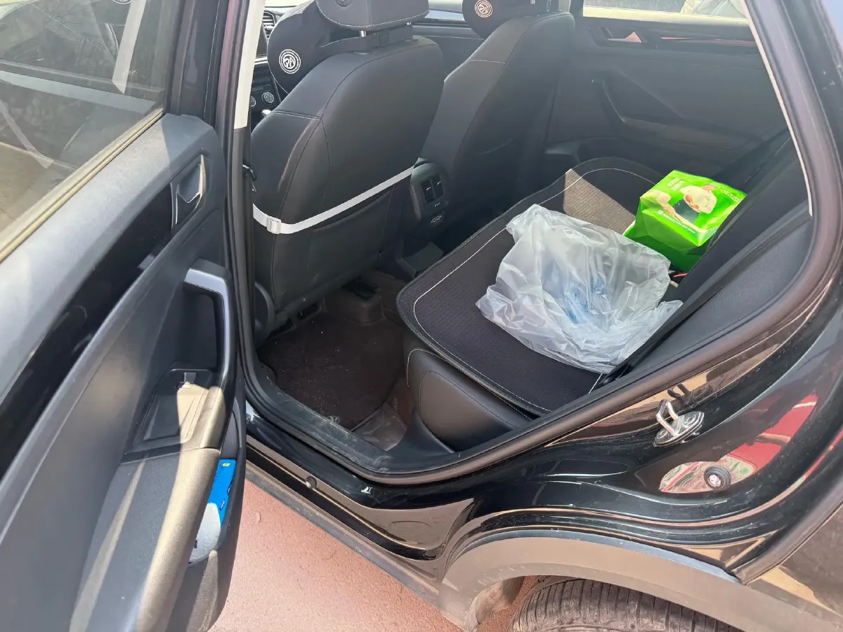 2022 Volkswagen T-Roc 1.4T 150HP L4 7DCT,autocango,china used car exporter,china ev exporter,chinese used car exporter,chinese used ev exporter