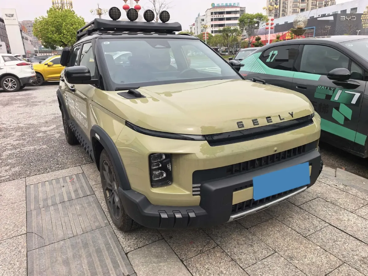 2025 Geely Cowboy 1.5T 181HP L4 7DCT,autocango,china used car exporter,china ev exporter,chinese used car exporter,chinese used ev exporter
