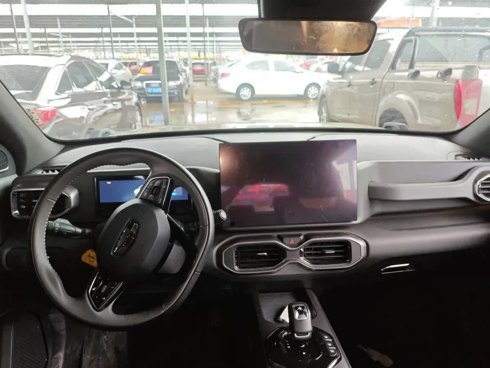 2025 Geely Cowboy 1.5T 181HP L4 7DCT,autocango,china used car exporter,china ev exporter,chinese used car exporter,chinese used ev exporter