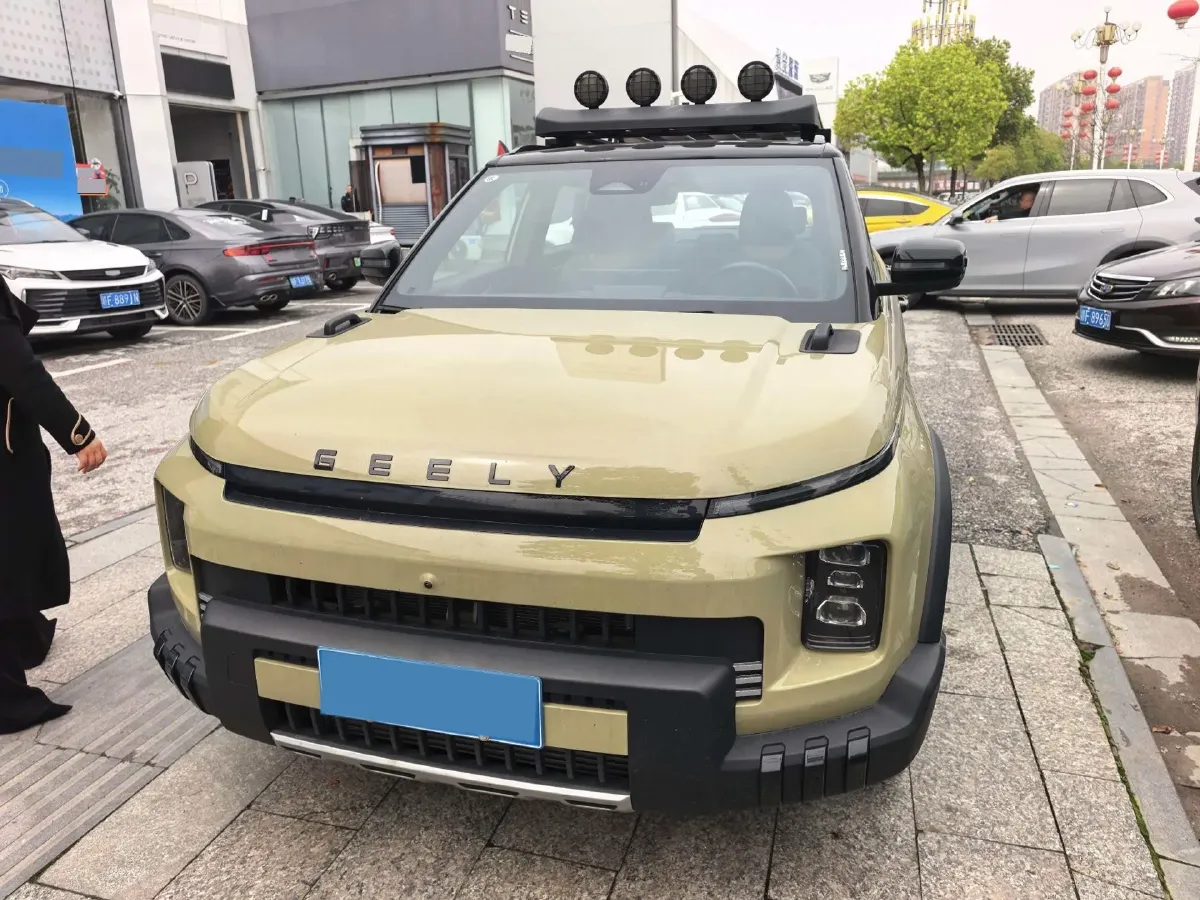 2025 Geely Cowboy 1.5T 181HP L4 7DCT,autocango,china used car exporter,china ev exporter,chinese used car exporter,chinese used ev exporter