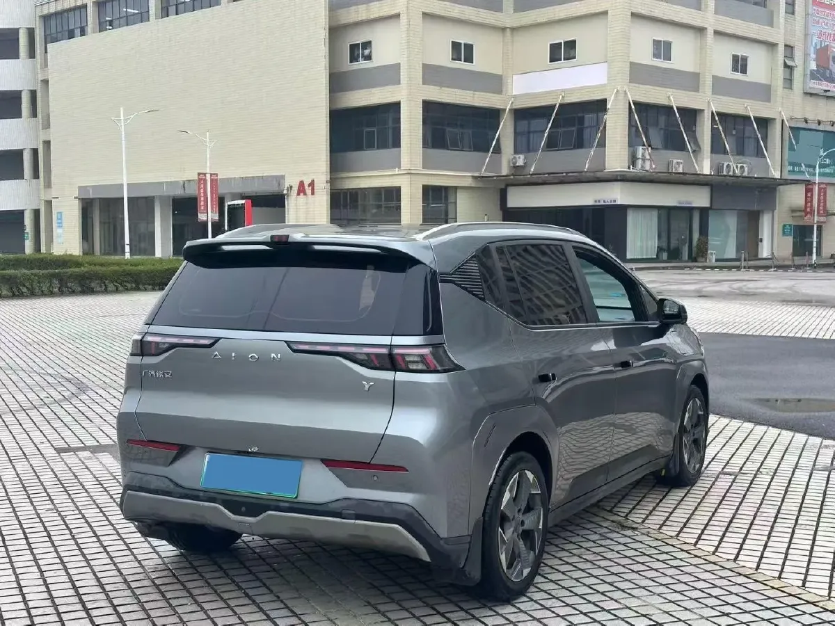 2022 Geely Okavango 1.8T 184HP L4 7DCT,autocango,china used car exporter,china ev exporter,chinese used car exporter,chinese used ev exporter