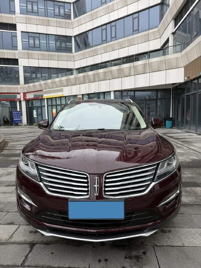 2017 Lincoln MKC 2.0T 203HP L4 6AT,autocango,china used car exporter,china ev exporter,chinese used car exporter,chinese used ev exporter