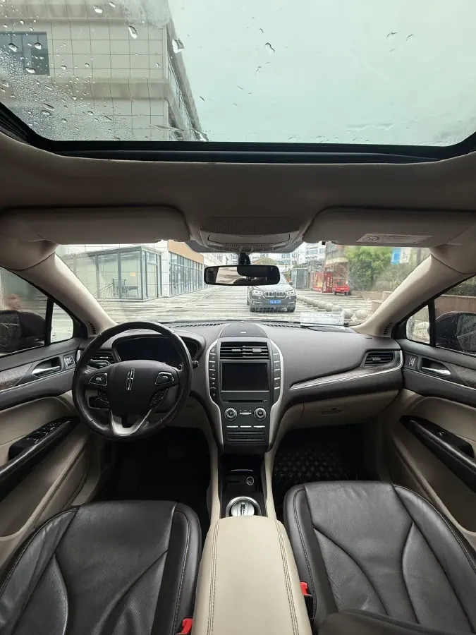 2017 Lincoln MKC 2.0T 203HP L4 6AT,autocango,china used car exporter,china ev exporter,chinese used car exporter,chinese used ev exporter