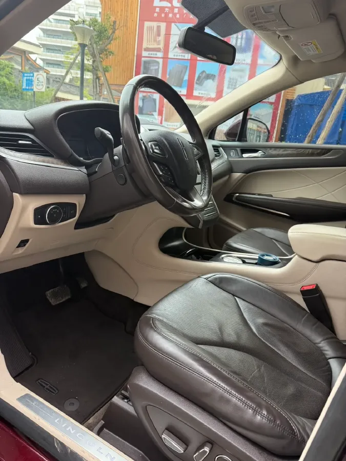 2017 Lincoln MKC 2.0T 203HP L4 6AT,autocango,china used car exporter,china ev exporter,chinese used car exporter,chinese used ev exporter