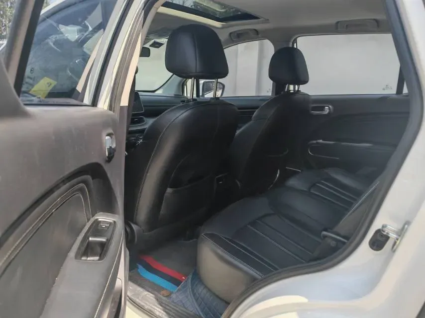 2021 GAC Trumpchi GS3 1.5T 169HP L4 6AT,autocango,china used car exporter,china ev exporter,chinese used car exporter,chinese used ev exporter