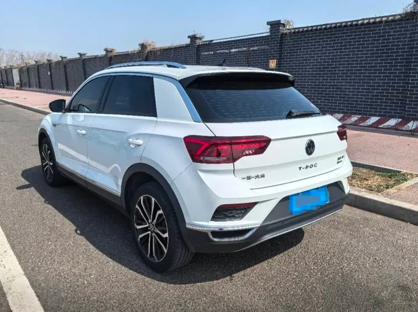 2021 Volkswagen T-Roc 1.4T 150HP L4 7DCT,autocango,china used car exporter,china ev exporter,chinese used car exporter,chinese used ev exporter