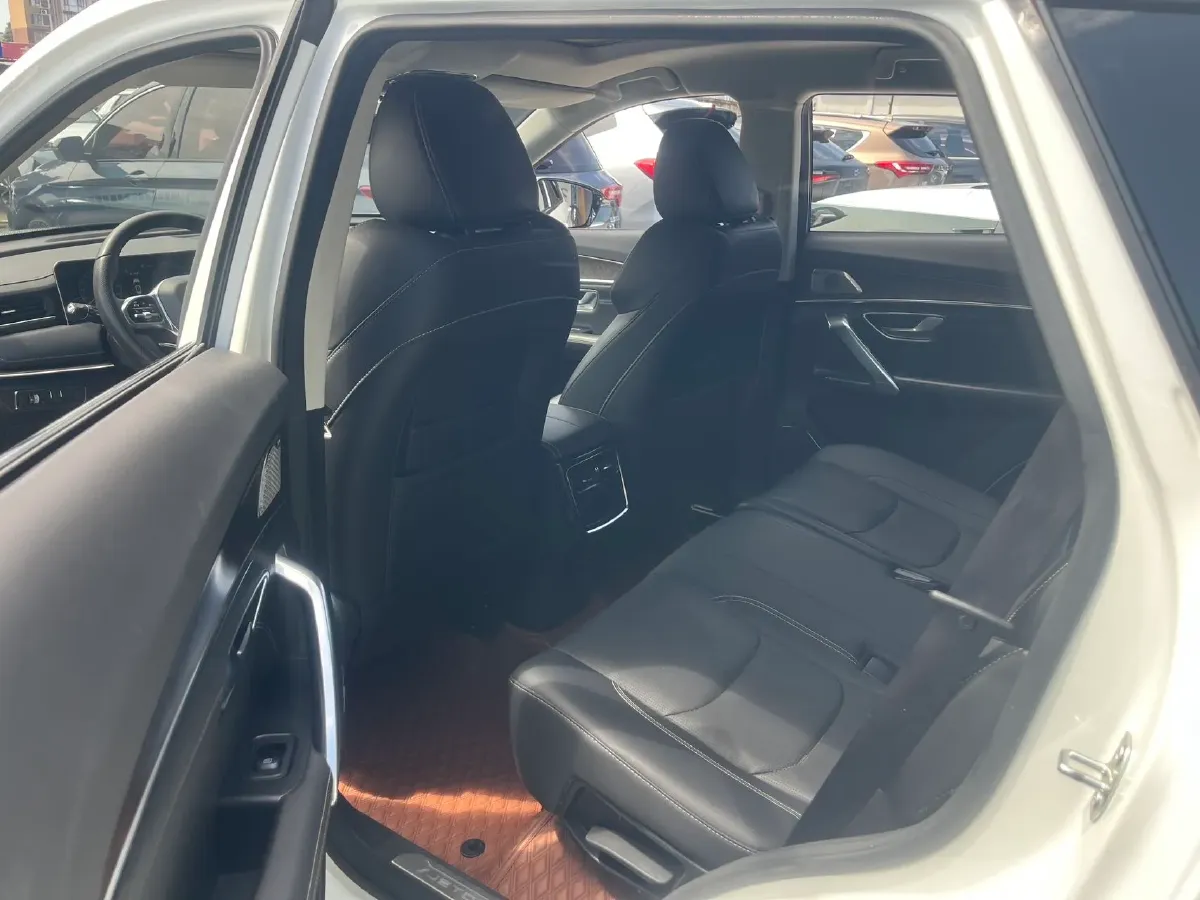 2021 Jetour X70 Plus 1.5T 156HP L4 6DCT,autocango,china used car exporter,china ev exporter,chinese used car exporter,chinese used ev exporter