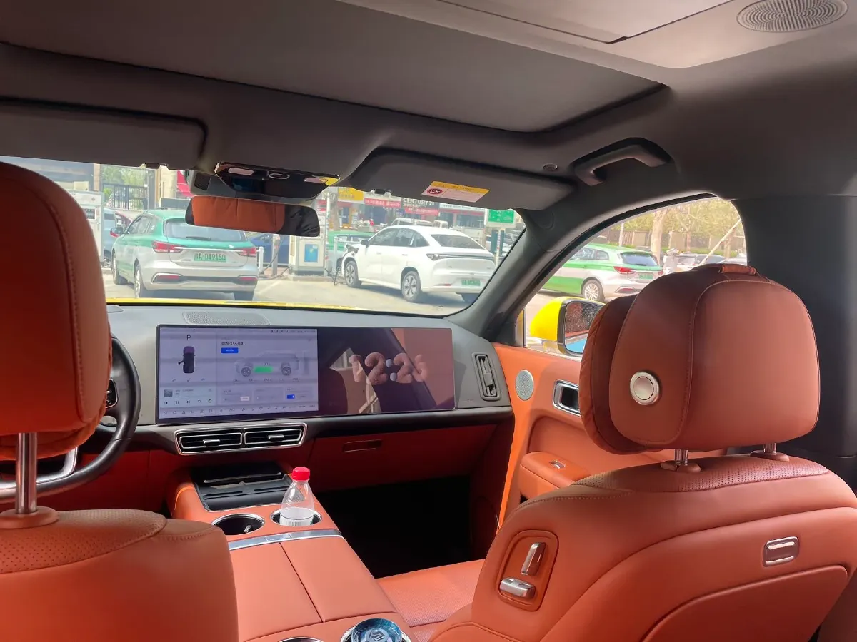 2022 Li L9 Range Extended 154HP REEV 42.6KWH,autocango,china used car exporter,china ev exporter,chinese used car exporter,chinese used ev exporter