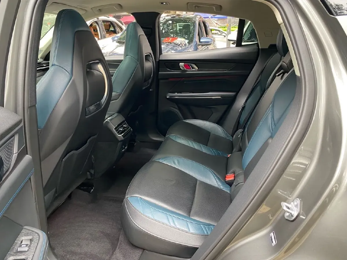 2020 LYNK&CO 05 2.0T 254HP L4 8AT,autocango,china used car exporter,china ev exporter,chinese used car exporter,chinese used ev exporter