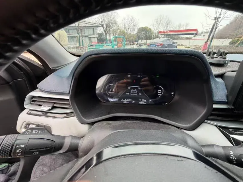 2022 Geely Emgrand 1.5L 114HP L4 CVT,autocango,china used car exporter,china ev exporter,chinese used car exporter,chinese used ev exporter