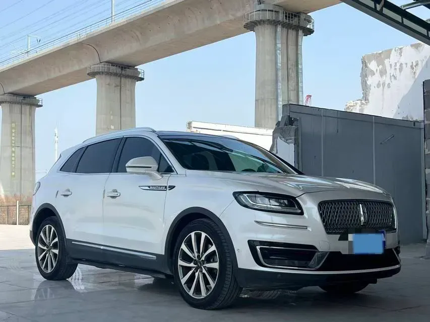 2019 Lincoln Nautilus 2.0T 235HP L4 8AT,autocango,china used car exporter,china ev exporter,chinese used car exporter,chinese used ev exporter