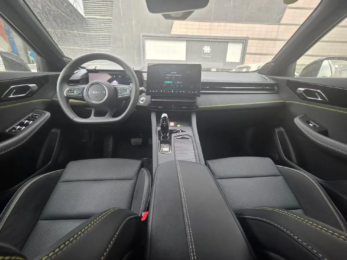 2023 LYNK&CO 01 2.0T 254HP L4 8AT,autocango,china used car exporter,china ev exporter,chinese used car exporter,chinese used ev exporter