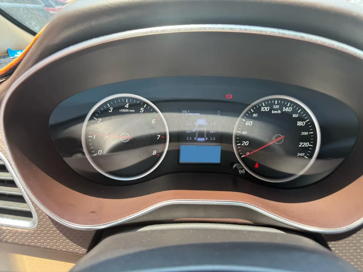 2017 BaoJun 730 1.5T 150HP L4 6MT,autocango,china used car exporter,china ev exporter,chinese used car exporter,chinese used ev exporter