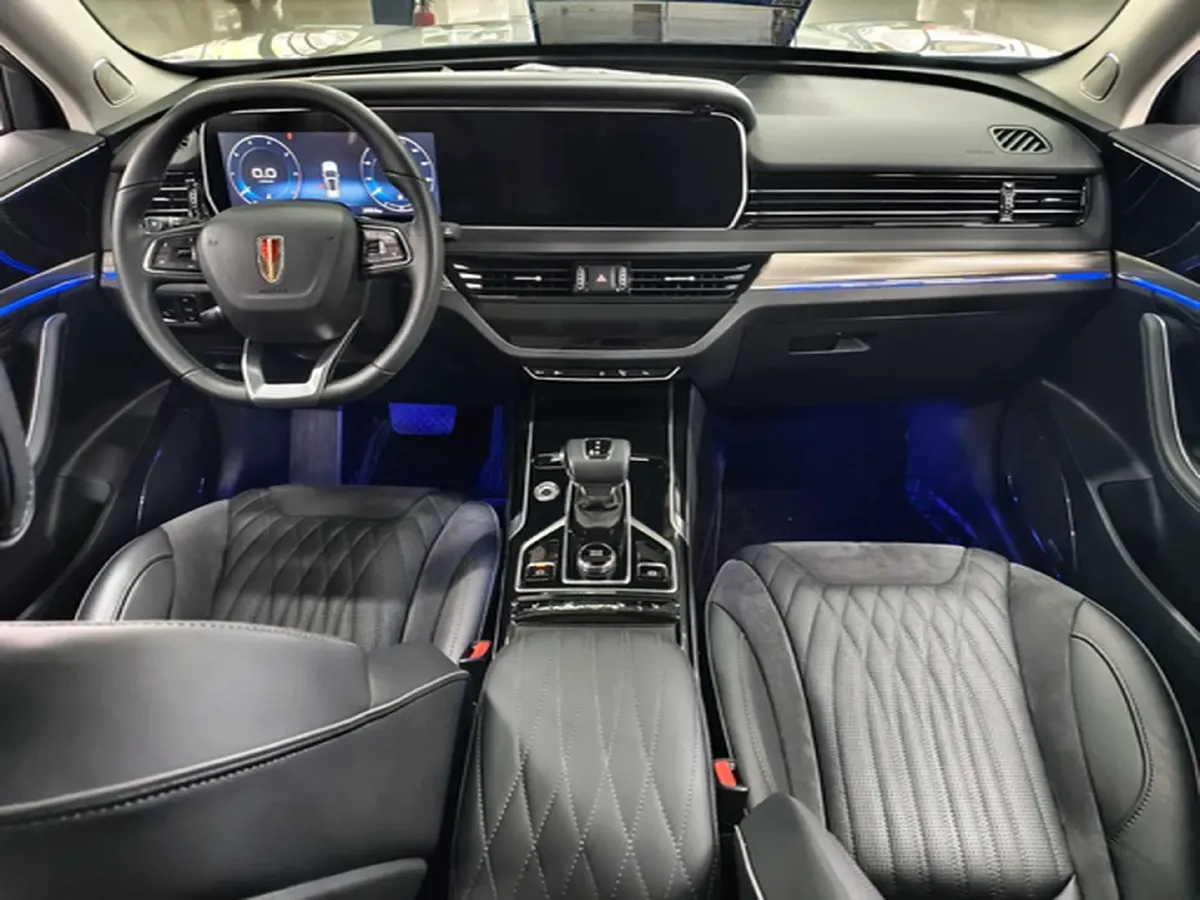 2022 HongQi HS5 2.0T 224HP L4 6AT,autocango,china used car exporter,china ev exporter,chinese used car exporter,chinese used ev exporter
