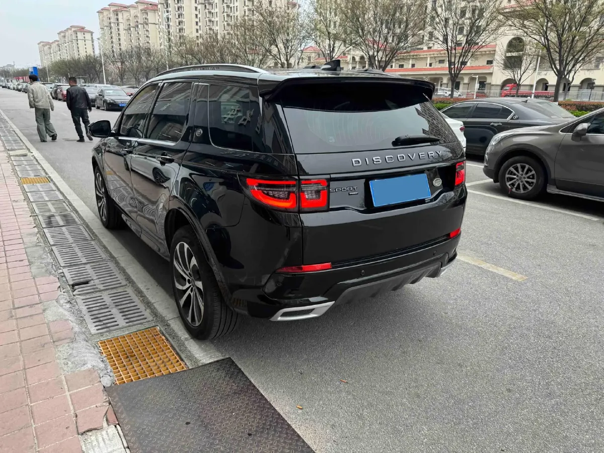 2022 Land Rover Discovery Sport 2.0T 249HP L4 9AT,autocango,china used car exporter,china ev exporter,chinese used car exporter,chinese used ev exporter