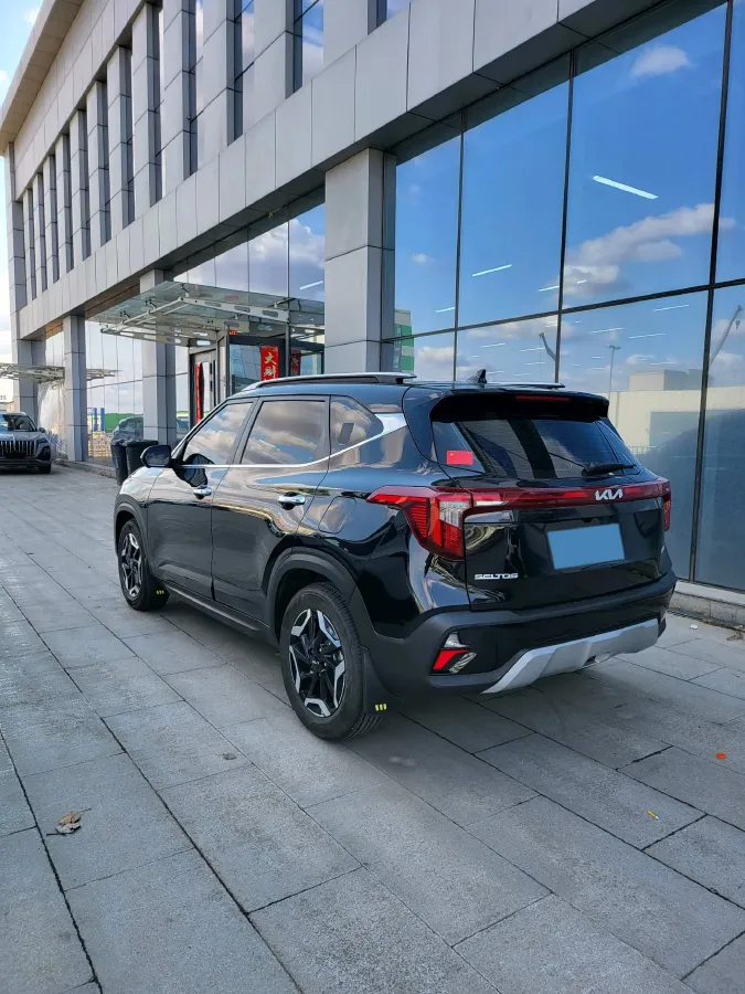 2023 Kia Seltos 1.5L 115HP L4 CVT,autocango,china used car exporter,china ev exporter,chinese used car exporter,chinese used ev exporter