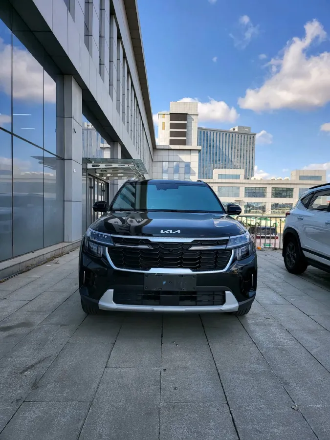 2023 Kia Seltos 1.5L 115HP L4 CVT,autocango,china used car exporter,china ev exporter,chinese used car exporter,chinese used ev exporter