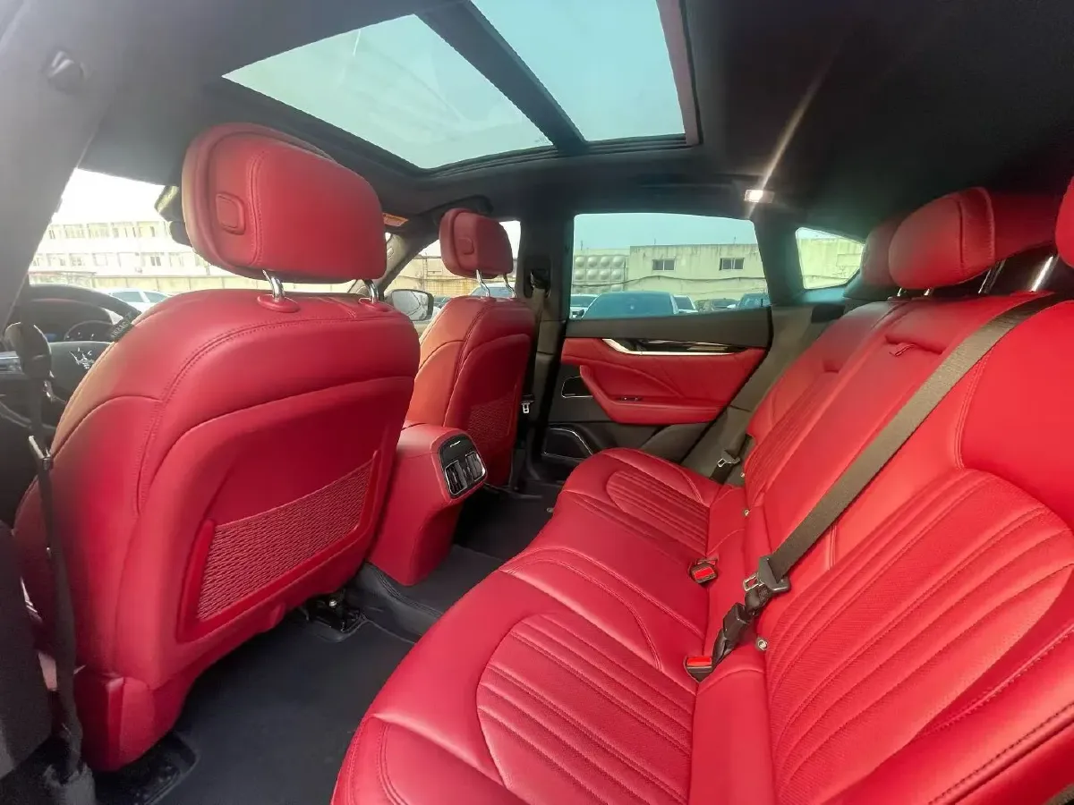 2019 Maserati Levante 3.0T 350HP V6 8AT,autocango,china used car exporter,china ev exporter,chinese used car exporter,chinese used ev exporter