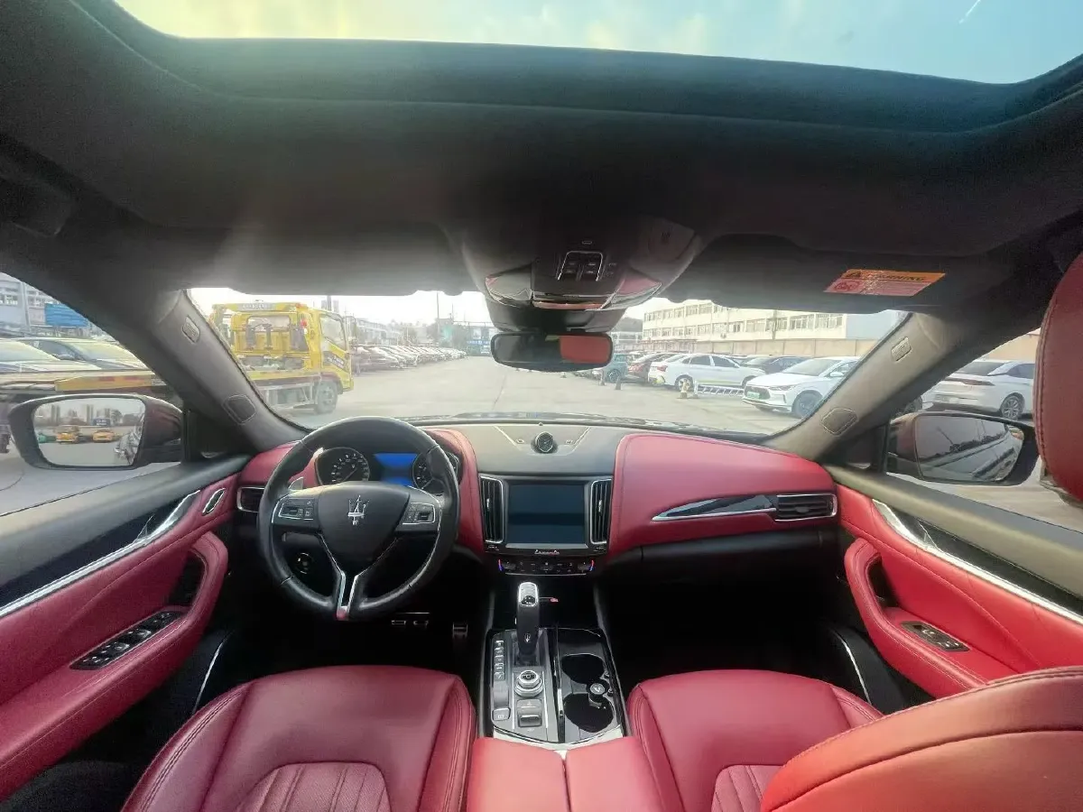 2019 Maserati Levante 3.0T 350HP V6 8AT,autocango,china used car exporter,china ev exporter,chinese used car exporter,chinese used ev exporter