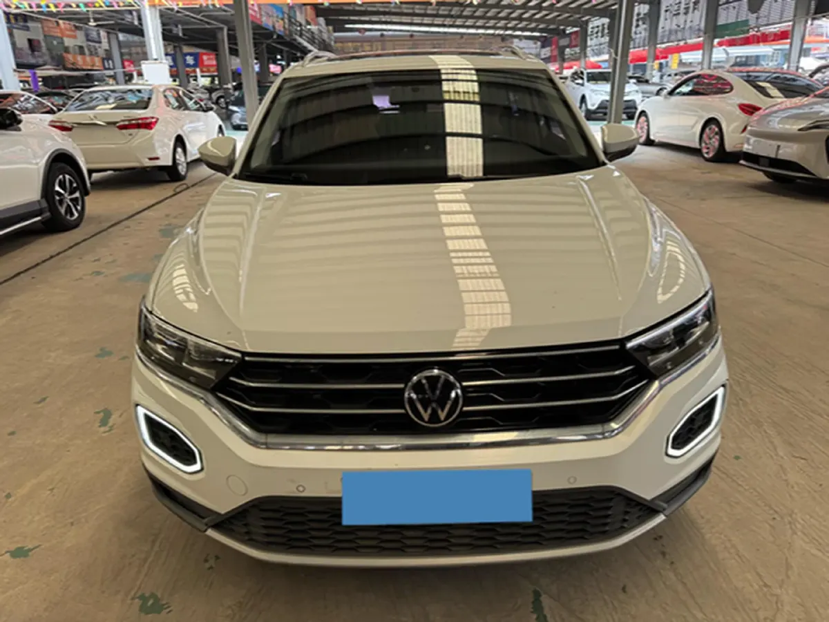 2022 Volkswagen T-Roc 1.4T 150HP L4 7DCT,autocango,china used car exporter,china ev exporter,chinese used car exporter,chinese used ev exporter