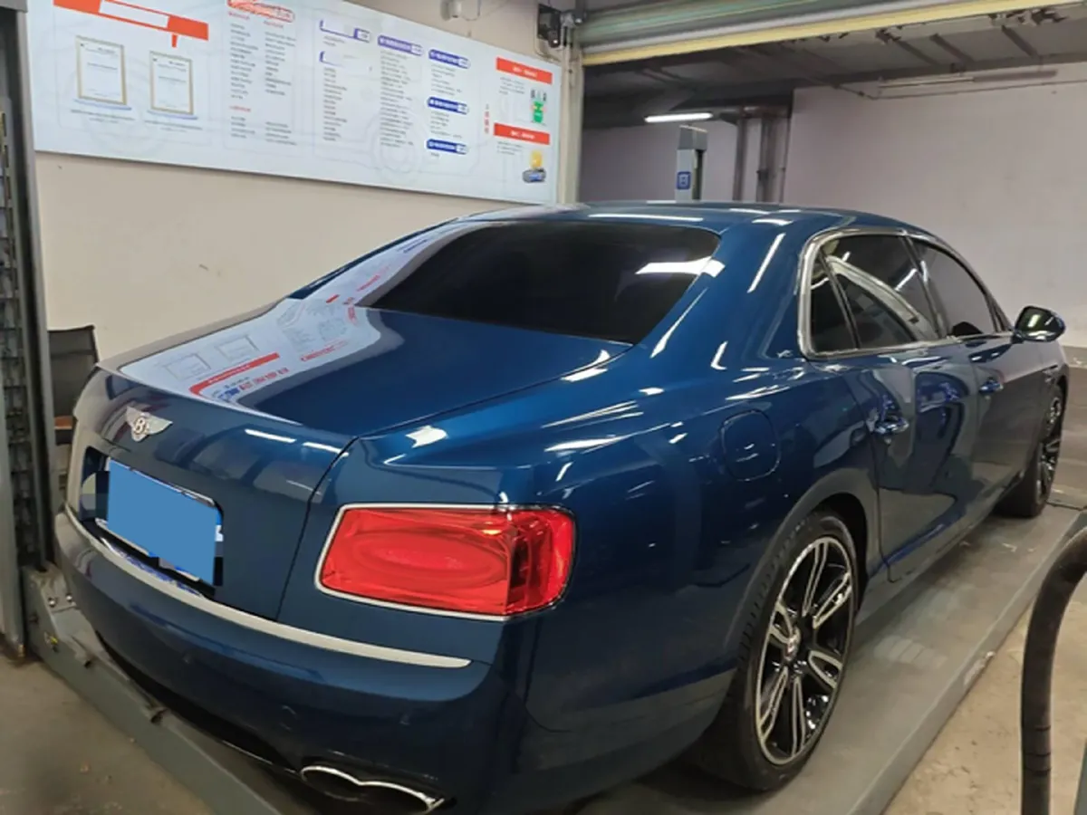 2017 Bentley Flying Spur 4.0T 528HP V8 8AT,autocango,china used car exporter,china ev exporter,chinese used car exporter,chinese used ev exporter
