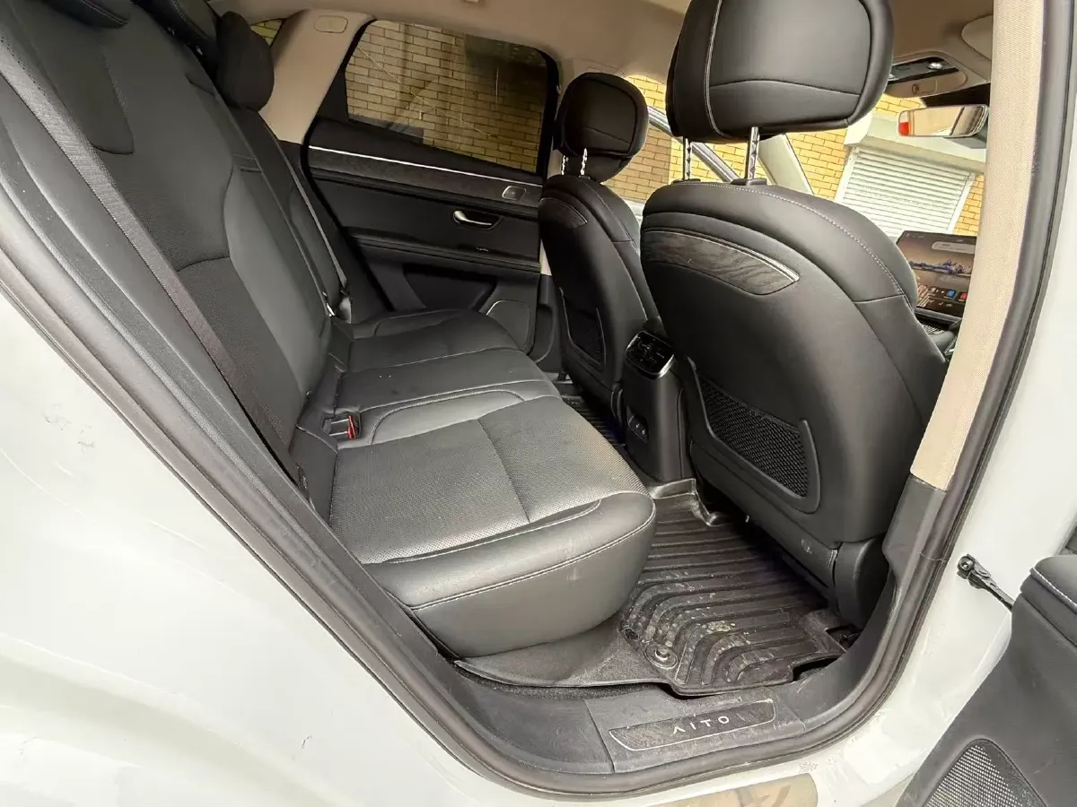 2022 AITO AITO M5 Range Extended 125HP REEV 40KWH,autocango,china used car exporter,china ev exporter,chinese used car exporter,chinese used ev exporter