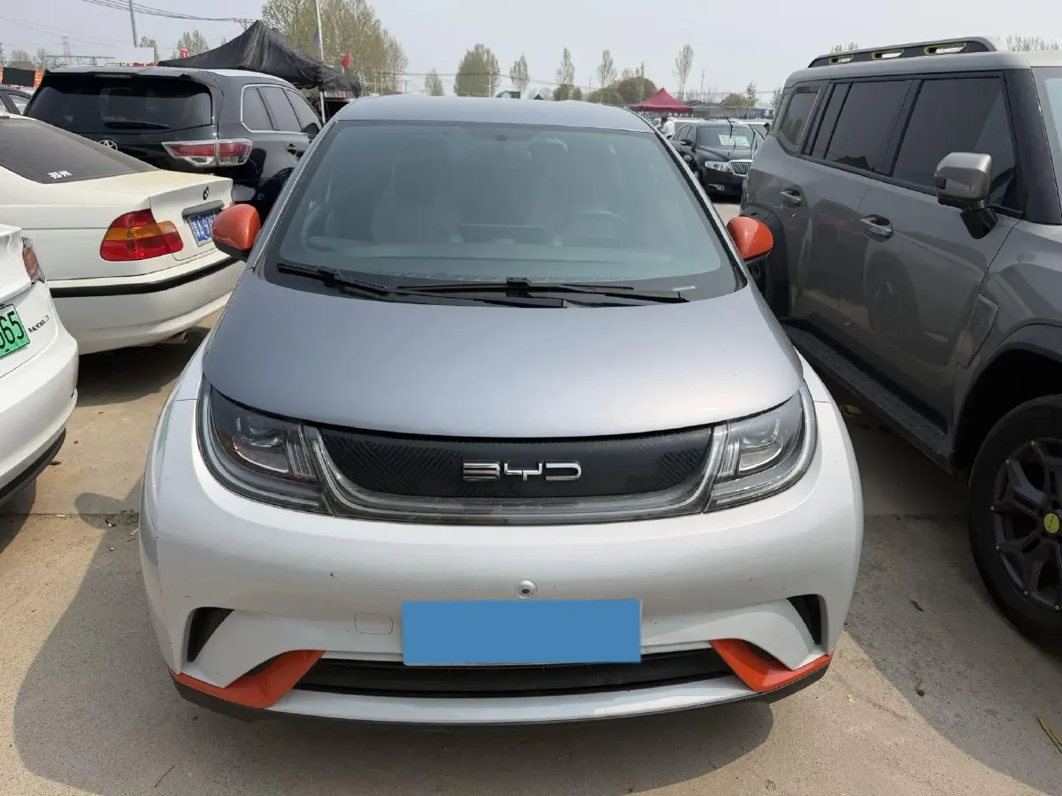 2021 Ford Escort 1.5L 122HP L3 6AT,autocango,china used car exporter,china ev exporter,chinese used car exporter,chinese used ev exporter