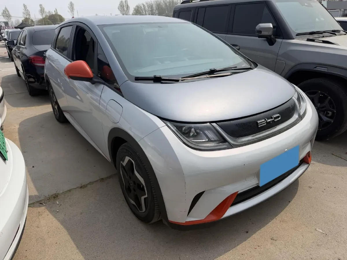 2021 Ford Escort 1.5L 122HP L3 6AT,autocango,china used car exporter,china ev exporter,chinese used car exporter,chinese used ev exporter