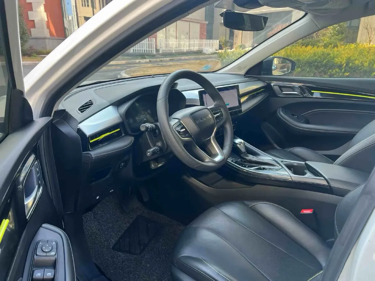 2021 Roewe i5 1.5L 120HP L4 CVT,autocango,china used car exporter,china ev exporter,chinese used car exporter,chinese used ev exporter