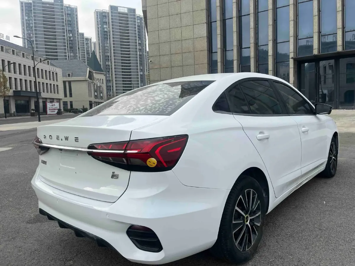 2021 Roewe i5 1.5L 120HP L4 CVT,autocango,china used car exporter,china ev exporter,chinese used car exporter,chinese used ev exporter