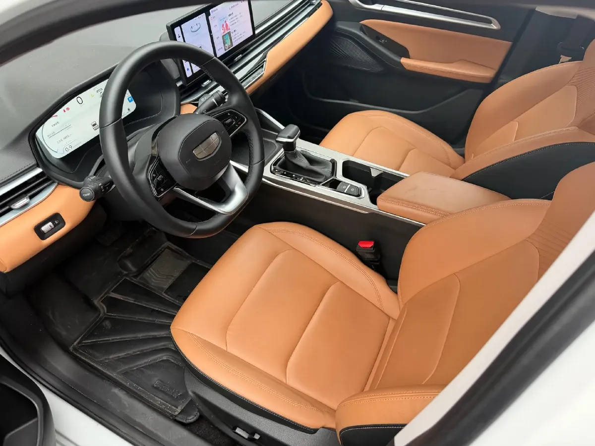 2025 Geely Emgrand 1.5L 127HP L4 CVT,autocango,china used car exporter,china ev exporter,chinese used car exporter,chinese used ev exporter