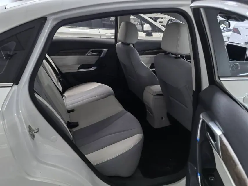 2018 BeiJing Auto EU5 BEV 53.66KWH,autocango,china used car exporter,china ev exporter,chinese used car exporter,chinese used ev exporter