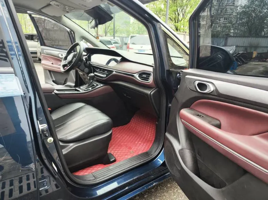 2021 GAC Trumpchi M6 1.5T 169HP L4 7DCT,autocango,china used car exporter,china ev exporter,chinese used car exporter,chinese used ev exporter