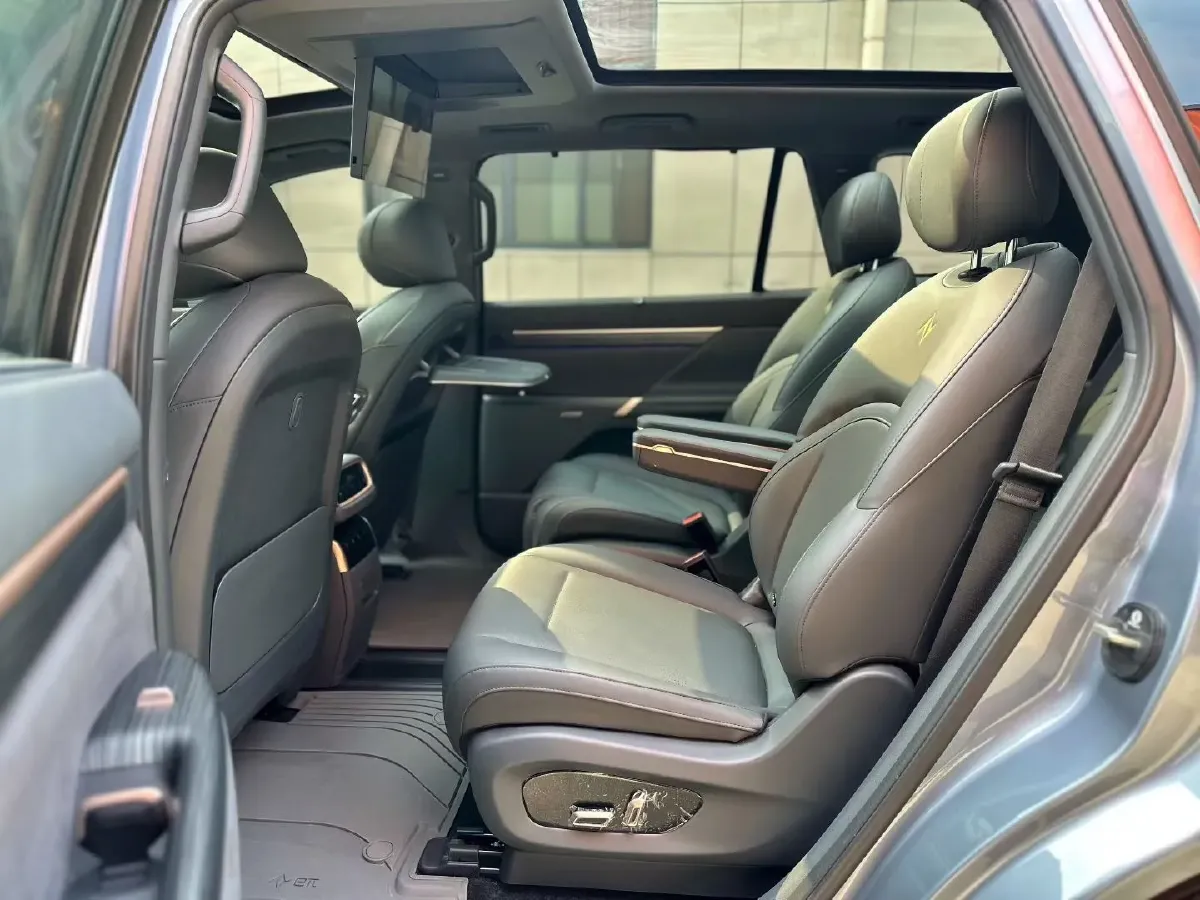 2024 DongFeng eπ eπ008 1.5T 147HP L4 REEV 34.32KWH,autocango,china used car exporter,china ev exporter,chinese used car exporter,chinese used ev exporter