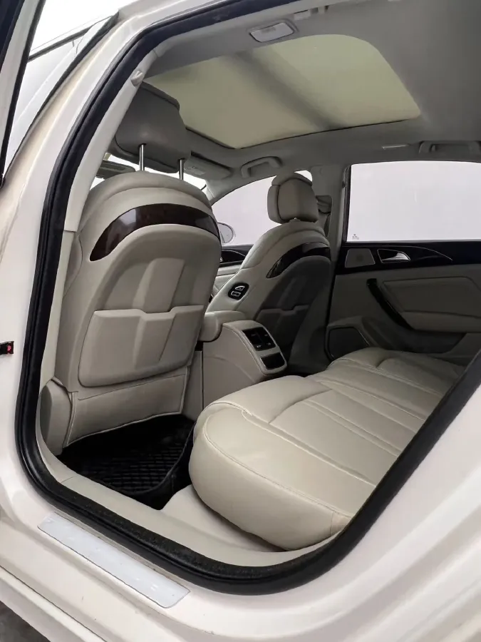 2018 Zotye Z700 1.8T 177HP L4 6DCT,autocango,china used car exporter,china ev exporter,chinese used car exporter,chinese used ev exporter