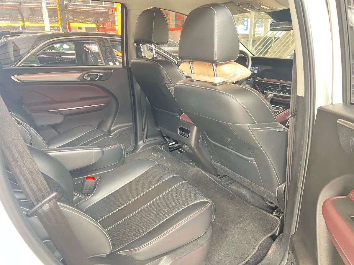 2023 GAC Trumpchi M6 1.5T 177HP L4 7DCT,autocango,china used car exporter,china ev exporter,chinese used car exporter,chinese used ev exporter