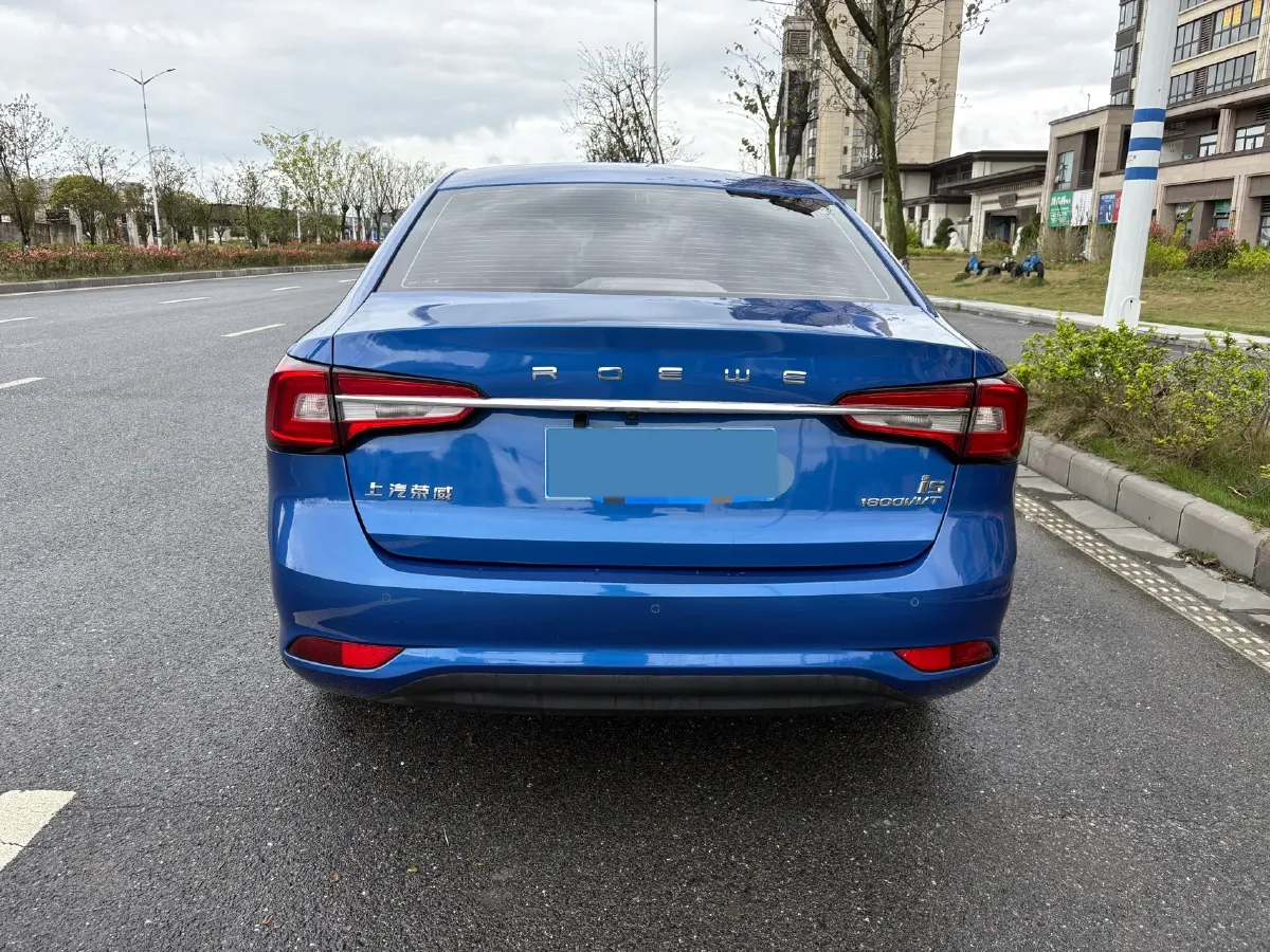 2020 Roewe i5 1.5L 120HP L4 CVT,autocango,china used car exporter,china ev exporter,chinese used car exporter,chinese used ev exporter