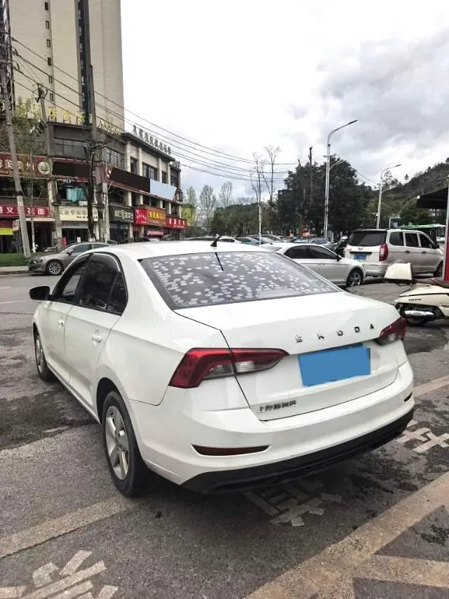 2020 Skoda Rapid 1.5L 112HP L4 5MT,autocango,china used car exporter,china ev exporter,chinese used car exporter,chinese used ev exporter