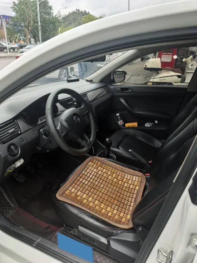 2020 Skoda Rapid 1.5L 112HP L4 5MT,autocango,china used car exporter,china ev exporter,chinese used car exporter,chinese used ev exporter