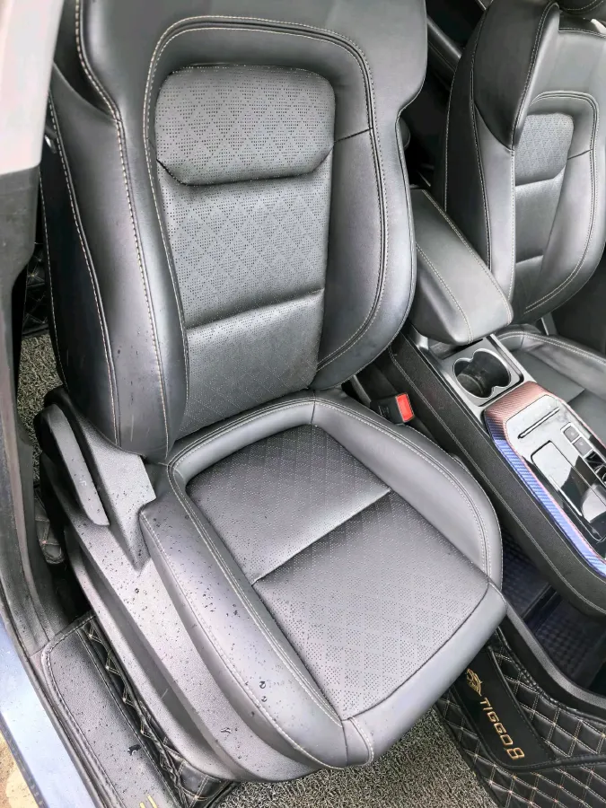 2019 Chery Tiggo 8 1.6T 197HP L4 7DCT,autocango,china used car exporter,china ev exporter,chinese used car exporter,chinese used ev exporter