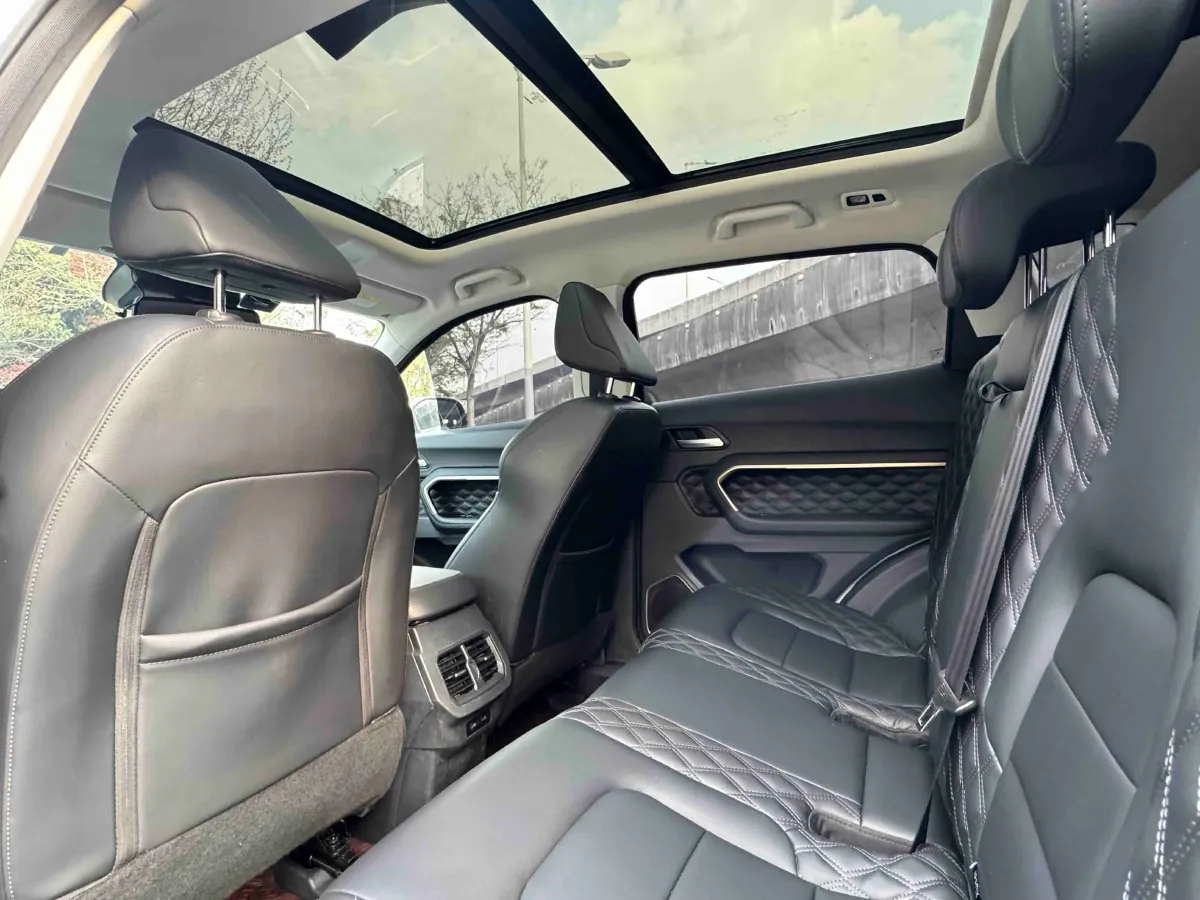 2020 Haval H6 1.5T 169HP L4 7DCT,autocango,china used car exporter,china ev exporter,chinese used car exporter,chinese used ev exporter