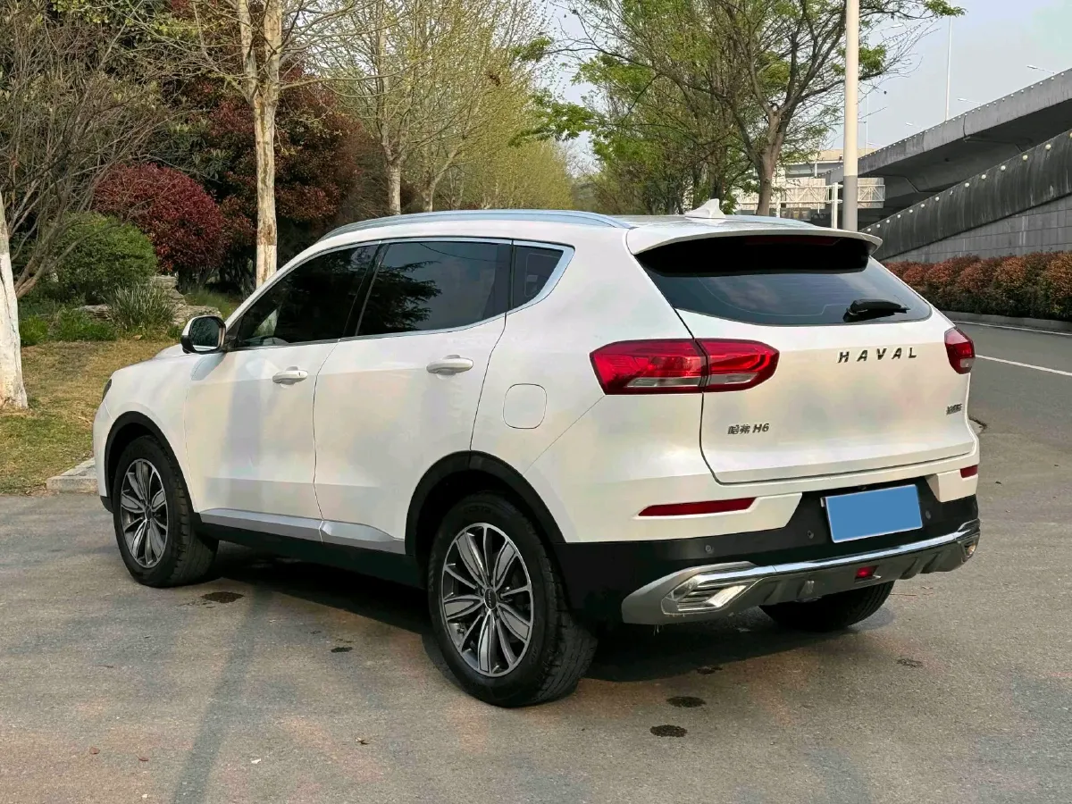 2020 Haval H6 1.5T 169HP L4 7DCT,autocango,china used car exporter,china ev exporter,chinese used car exporter,chinese used ev exporter