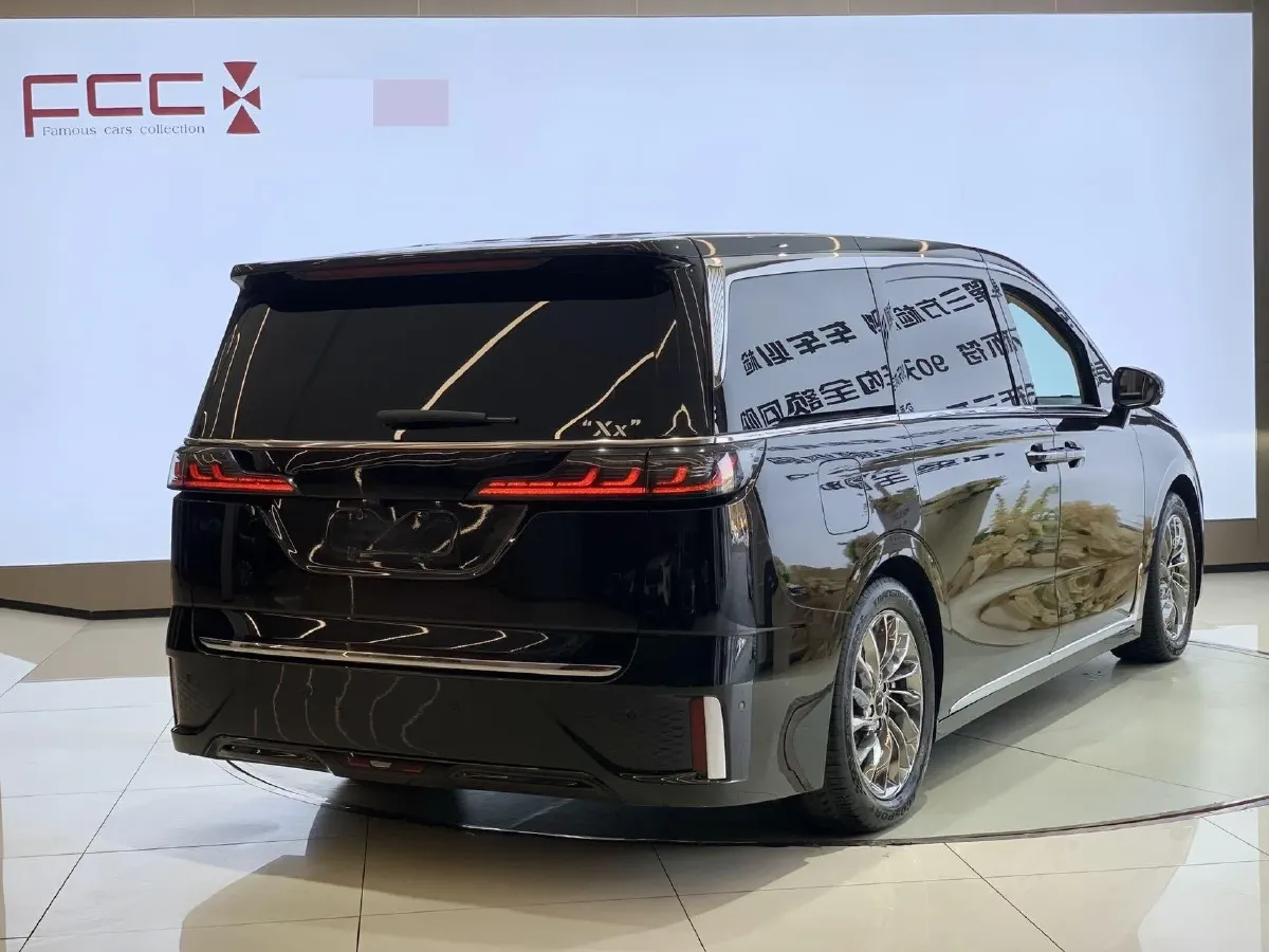 2022 Voyah Dream 1.5T 136HP L4 PHEV 25.57KWH,autocango,china used car exporter,china ev exporter,chinese used car exporter,chinese used ev exporter