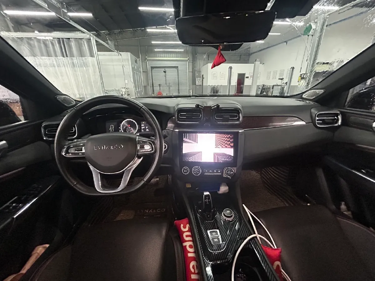 2018 Toyota C-HR 2.0L 171HP L4 CVT,autocango,china used car exporter,china ev exporter,chinese used car exporter,chinese used ev exporter